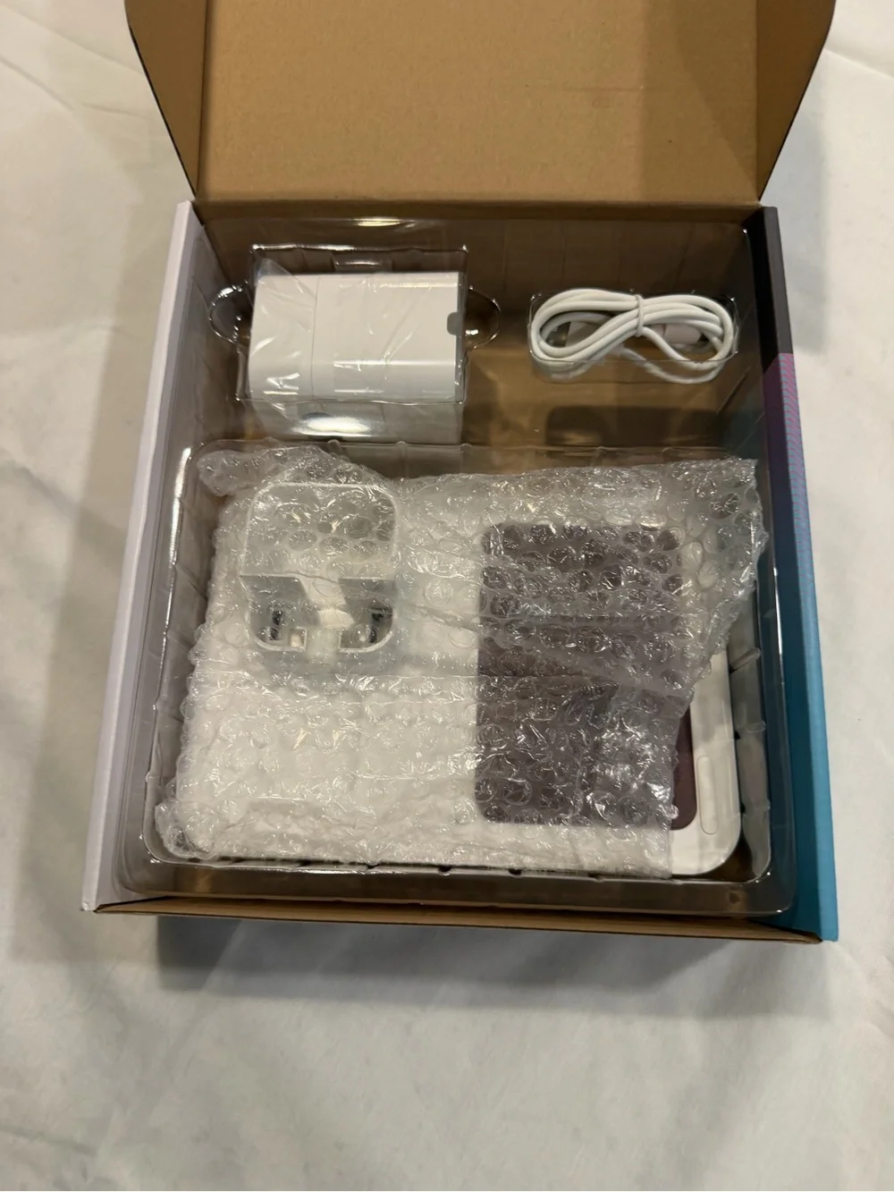 DOCKSY by Origaudio 3-in-1 Charging Station — New in Box